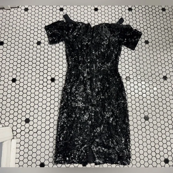 Lillie Ruben Elegant Black Sequin Dress size 6